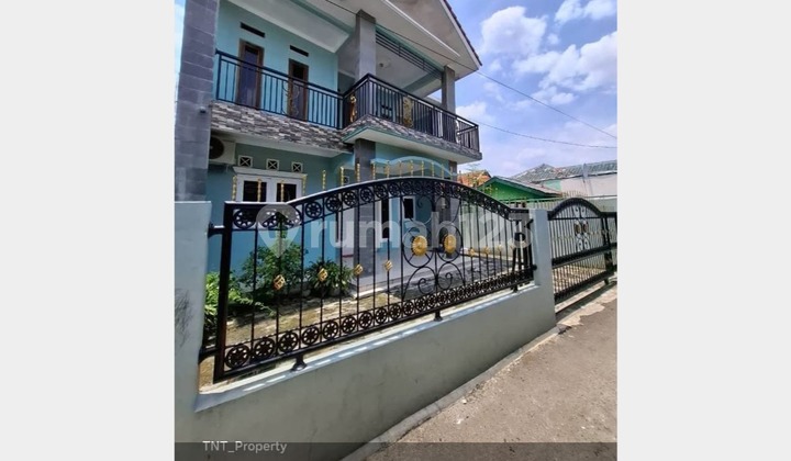 Sell Fast! Cheap House Ready to Live In, 2 Floors, Good Condition in Grogol - West Jakarta 2