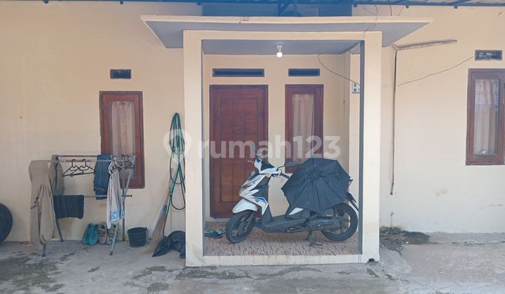 Nice house, rented condition, suitable for business in Meruyung Depok. 2
