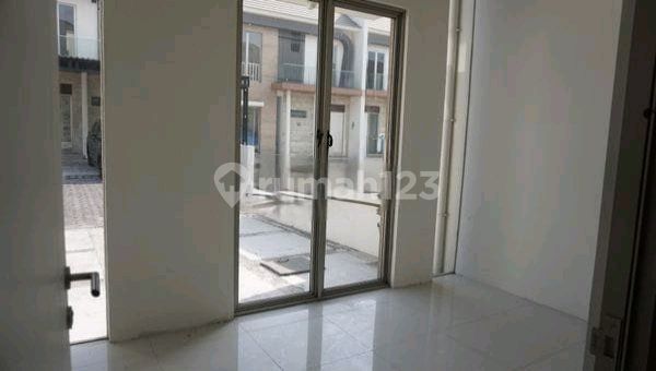 Greenland Cluster Wisteria House Price Drop, One Step Away from the Club House 2