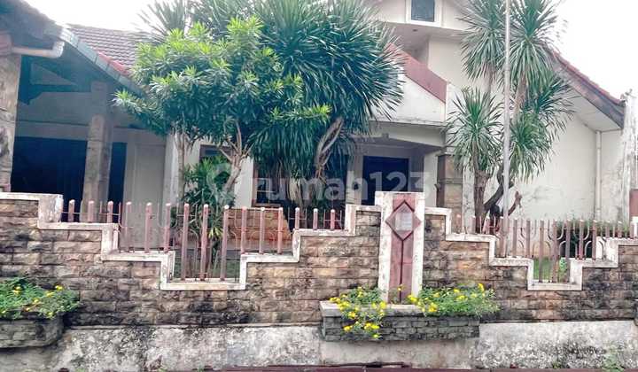 Rumah Butuh Renovasi di Kompleks Unilever, Rempoa, Tangsel