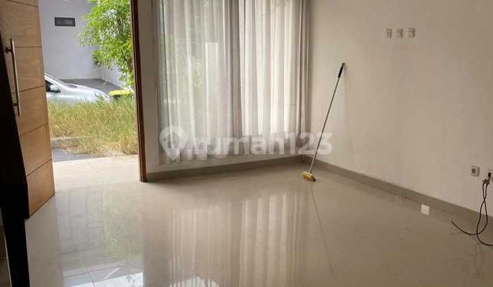 Rumah Siap Huni di Belle Legoso Residence, Ciputat 2