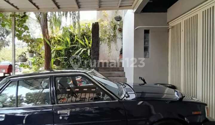 Ready-to-Occupy House in Bintaro Jaya Sector 4 2