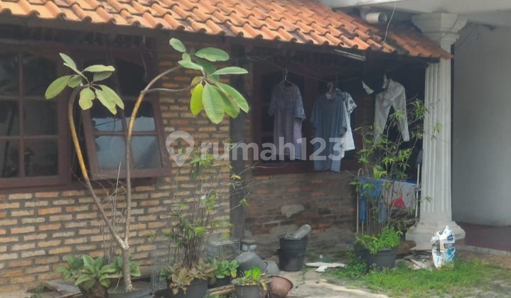 Rumah Butuh Renovasi di Veteran Bintaro, Jakarta Selatan 2