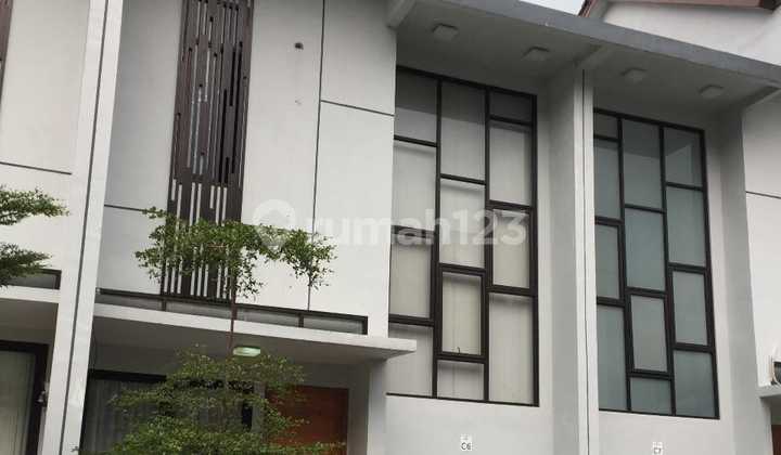 Rumah Siap Huni di Belle Legoso Residence, Ciputat