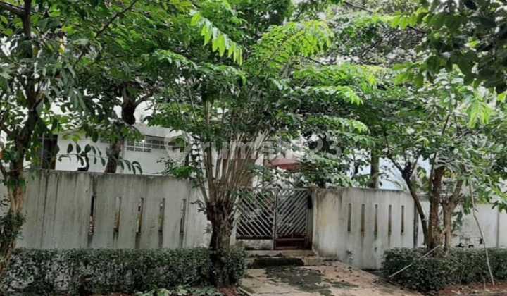 Rumah Lama dengan Swimming Pool di Bintaro Jaya Sektor 2 2