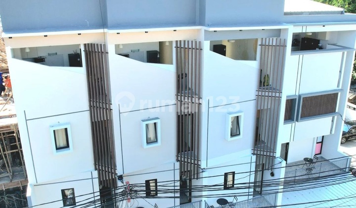 Luxury Boarding Rooms, Fully Furnished in Tomang, West Jakarta 2