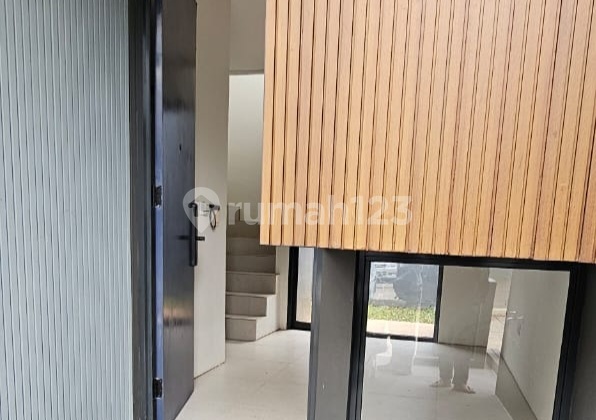 Rumah Siap Huni di Pondok Cabe, Tangerang Selatan 2