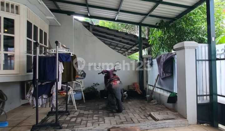 Rumah Siap Huni di Bintaro Jaya Sektor 4 2
