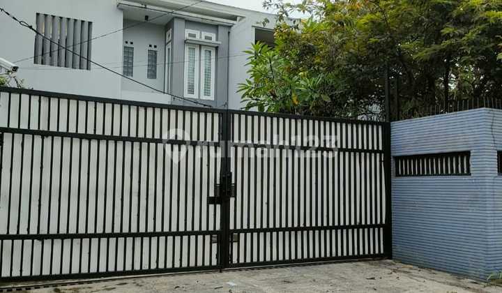 Rumah Siap Huni Dekat ke Jalan Utama di Veteran, Bintaro 1