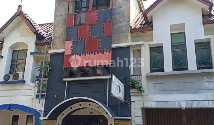 Ruko 3 Lantai di Sentra Menteng, Bintaro Jaya Sektor 7 Ruko 3 Lantai di Sentra Menteng, Bintaro Jaya Sektor 7
