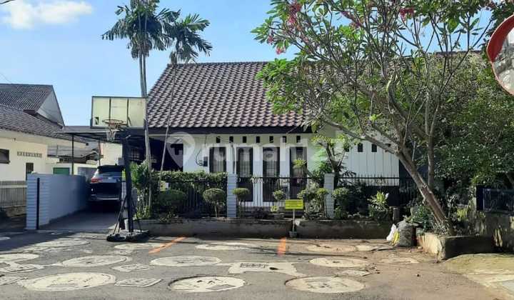 Rumah Terawat dan Siap Huni Kompleks Keuangan, Cilandak Rumah Terawat dan Siap Huni Kompleks Keuangan, Cilandak