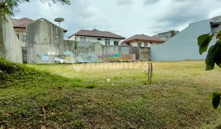 Ready-to-Build Plot in Bintaro Jaya Sector 6 Ready-to-Build Plot in Bintaro Jaya Sector 6