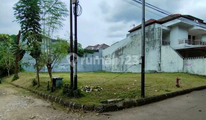 Ready-to-Build Plot in Bintaro Jaya Sector 6 Ready-to-Build Plot in Bintaro Jaya Sector 6