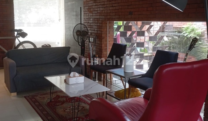 Rumah Tipe Industrial di Kompleks Unilever, Pesanggrahan 2