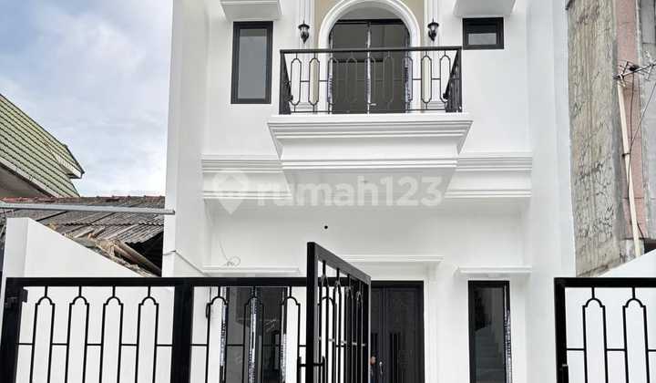 Brand New House in Ciledug, Tangerang 1