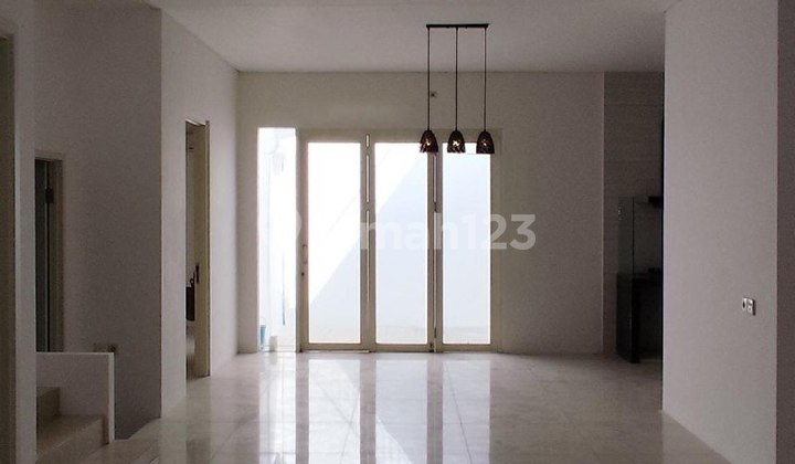 Rumah Wisata Bukit Mas dekat UNESA, PTC, Royal Residence (YSNGK) 2