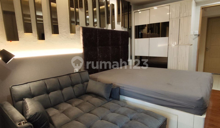 Yale Educity Apartment 8th Floor near Mulyosari Dharmahusada (DND)