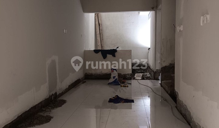 Rumah Petemon Sawahan dekat Tunjungan Genteng Kedung Doro (DVOGK) 2