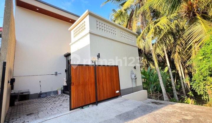 NEW LUXURY VILLA READY TO OCCUPY IN BATU BULAN, GIANYAR NEW LUXURY VILLA READY TO OCCUPY IN BATU BULAN, GIANYAR