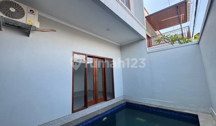FOR RENT LUXURY VILLA IN SANUR STRATEGIC LOCATION 2