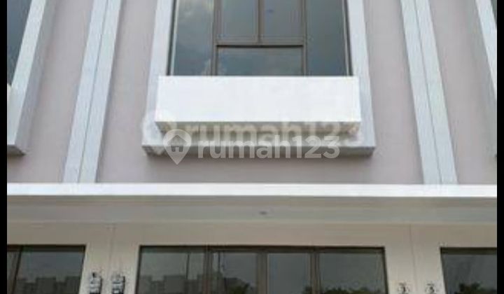 For Sale: Aniva Junction Strategic Shophouse in Gading Serpong