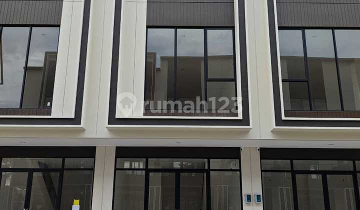 Disewakan Ruko Strategis Sorrento Grande West Gading Serpong Disewakan Ruko Strategis Sorrento Grande West Gading Serpong