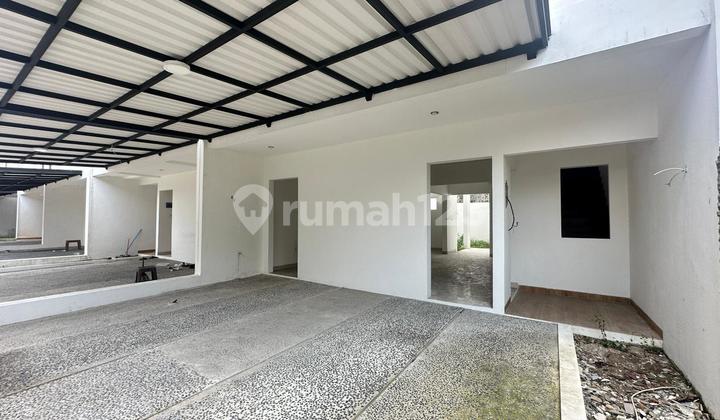 Rumah 2 Lantai Dijaksel, Lokasi Strategis, Pusat Perkantoran