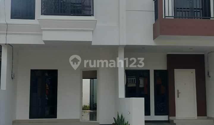 Rumah Baru Design Kekinian 2 Lantai di Jln Ekonomi Sawah Besar Jakarta Pusat