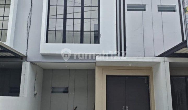 Rumah Regency One Babatan NEW GRESS MINIMALIS STRATEGIS Rumah Regency One Babatan NEW GRESS MINIMALIS STRATEGIS