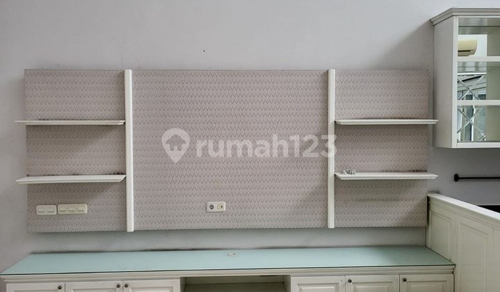 Dharmahusada Indah Minimalis Full Furnish Istimewa 2