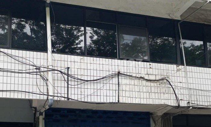 Shop House in South Ngagel Jaya STRATEGIC 1