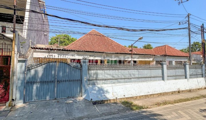 RUMAH JL KESUMBA Kondisi Terawat STRATEGIS Siap Huni