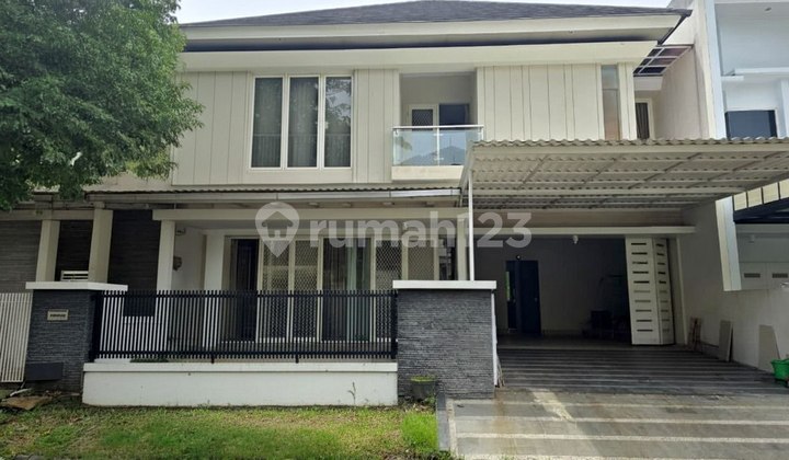 Rumah Pakuwon City Minimalis Strategis Row Jalan 3 Mobil