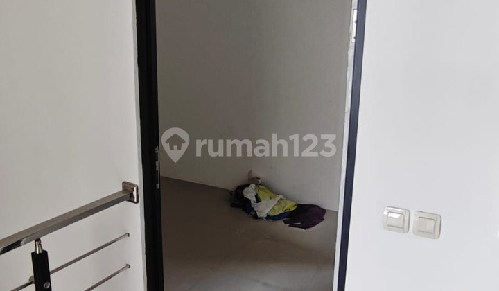 Rumah Regency One Babatan NEW GRESS MINIMALIS STRATEGIS  2