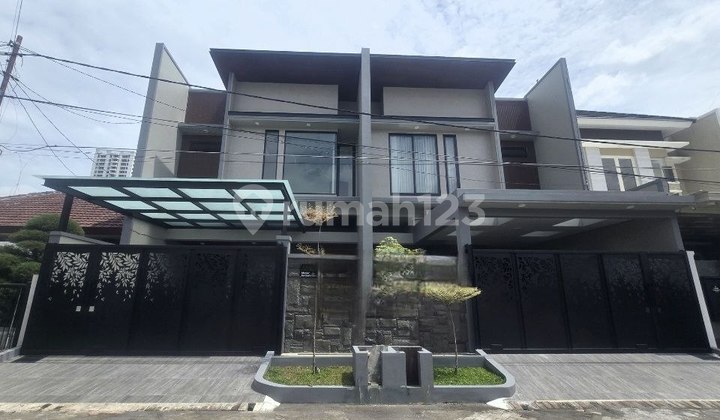 Manyar Kertoadi New Gress Minimalis Strategis House Manyar Kertoadi New Gress Minimalis Strategis House