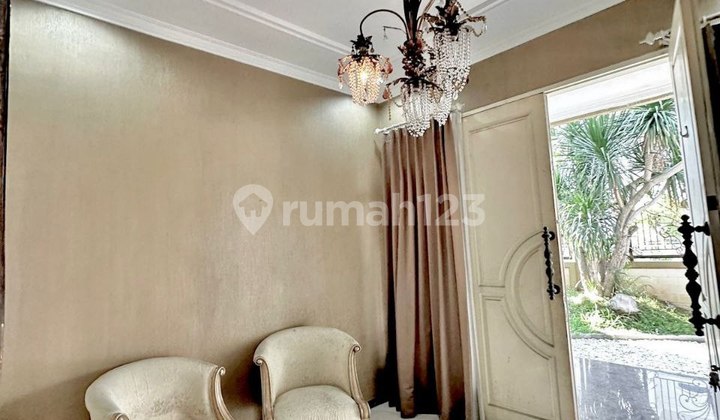 Dharmahusada Classic Grand Luxurious Well-Maintained Strategic House Ready to Occupy 2