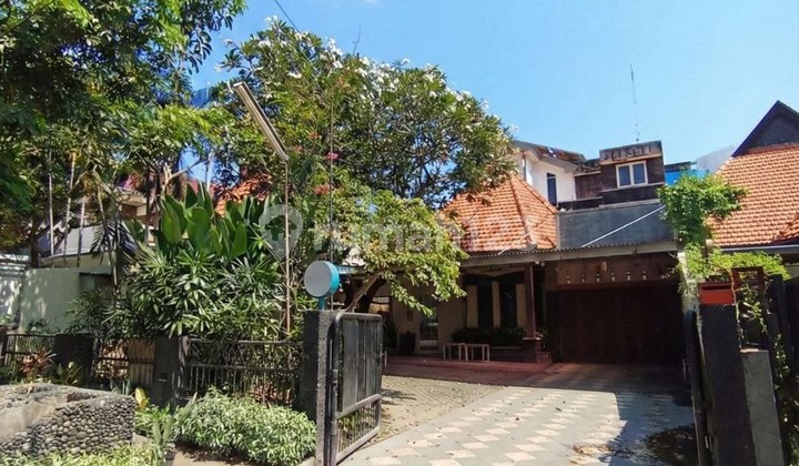 Rumah Trunojoyo Pusat Kota Strategis Cocok Utk Usaha , Kantor, Resto, Dll Rumah Trunojoyo Pusat Kota Strategis Cocok Utk Usaha , Kantor, Resto, Dll