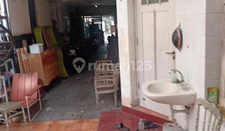 CALCULATE LAND, KPR POSSIBLE House Jl Sumatra STRATEGIC 2