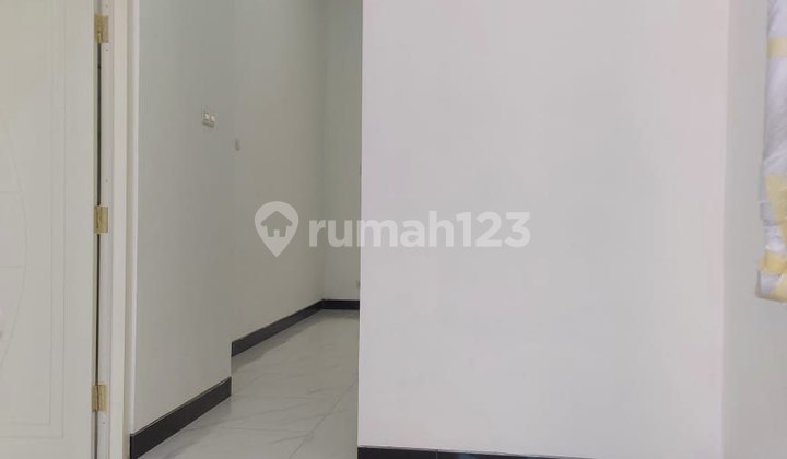 HOUSE Mulyosari Utara NEW MINIMALIST MODERN STRATEGIC 2