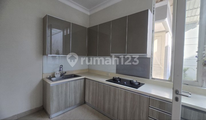 Pakuwon City House LONG BEACH MINIMALIST STRATEGIC NEAR PARK 2