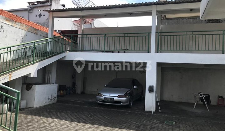 Commercial Premises in City Center Jl. Arjuna Strategic Favorite Suitable for Office, Restaurant, Cafe, Bank, Showroom, Beauty Clinic, Etc.