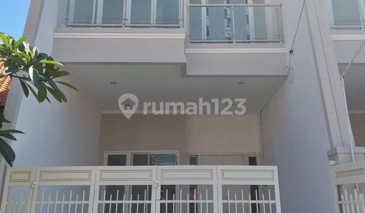 RUMAH Mulyosari Utara NEW GRESS MINIMALIS MODERN STRATEGIS