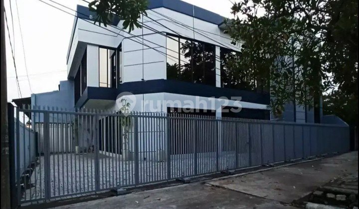 Bangunan Tempat Usaha di Raya Kenjeran, STRATEGIS