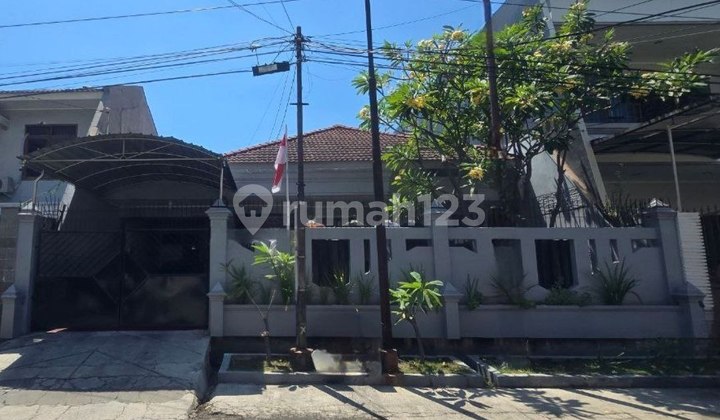 Rumah Dharmahusada Indah Strategis Siap Huni