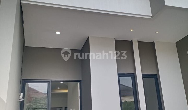 Kalijudan Indah New Minimalist Villa House, Strategically Located, Newly Built. 2