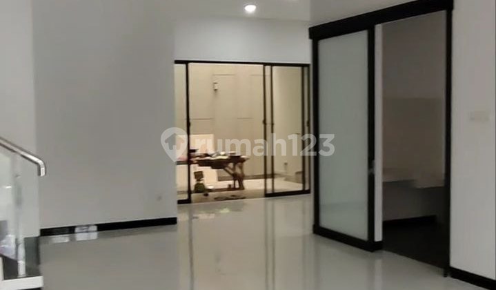 Mulyosari North House, New, Fresh, Minimalist, Strategic, Modern. 2