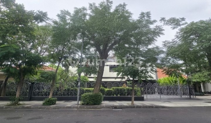 Rumah Jl Wijaya Kusuma Siap Huni Bagus Strategis Favorite Dekat Grand City Dharmahusada