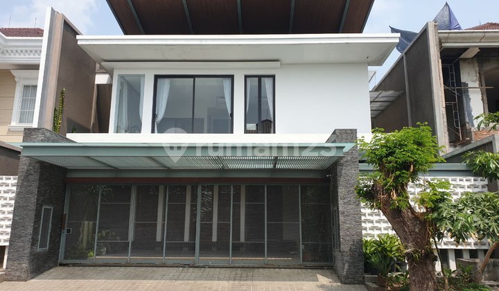 Rumah Pakuwon City Villa Royal Minimalis Siap Huni