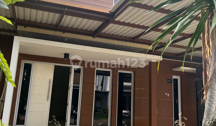 Jual Rumah Lokasi Strategis