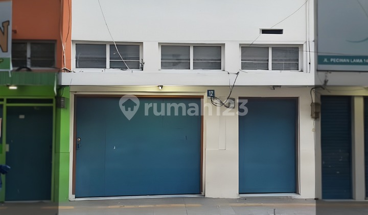 Strategic Ready-to-Occupy Shophouse for Business on Old Chinatown Braga Sumur Street, Bandung City, Bandung